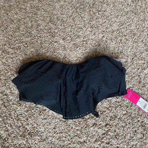 Xhilaration Laser Cut Black Ruffle Bikini Top S - Picture 1 of 6
